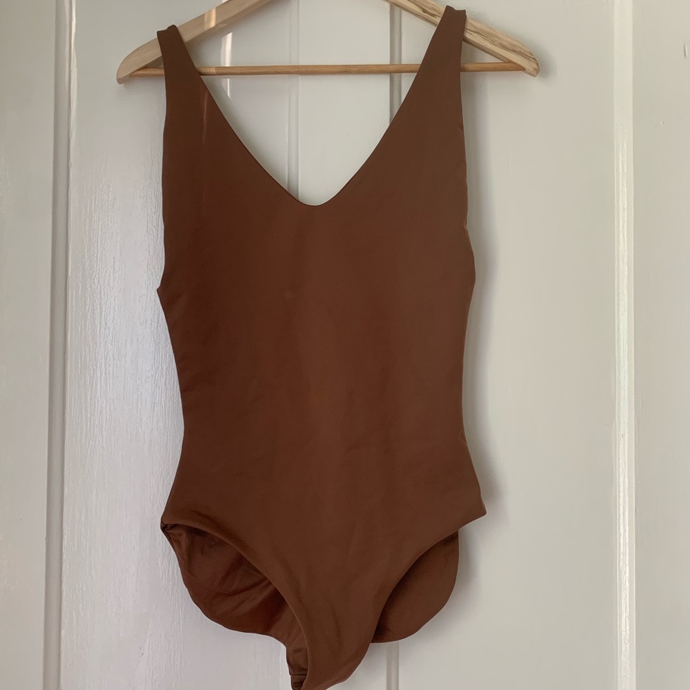 Londre Swuimsuit Never Worn M-T